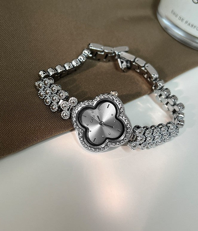 Clover Dial Crystal Bezel Bracelet Watch
