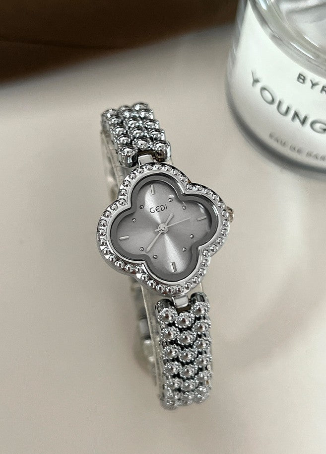 Clover Dial Crystal Bezel Bracelet Watch