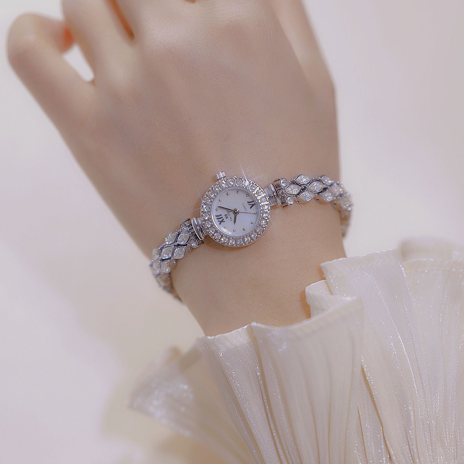 Luxury Quartz Watch with Crystal Embellishments