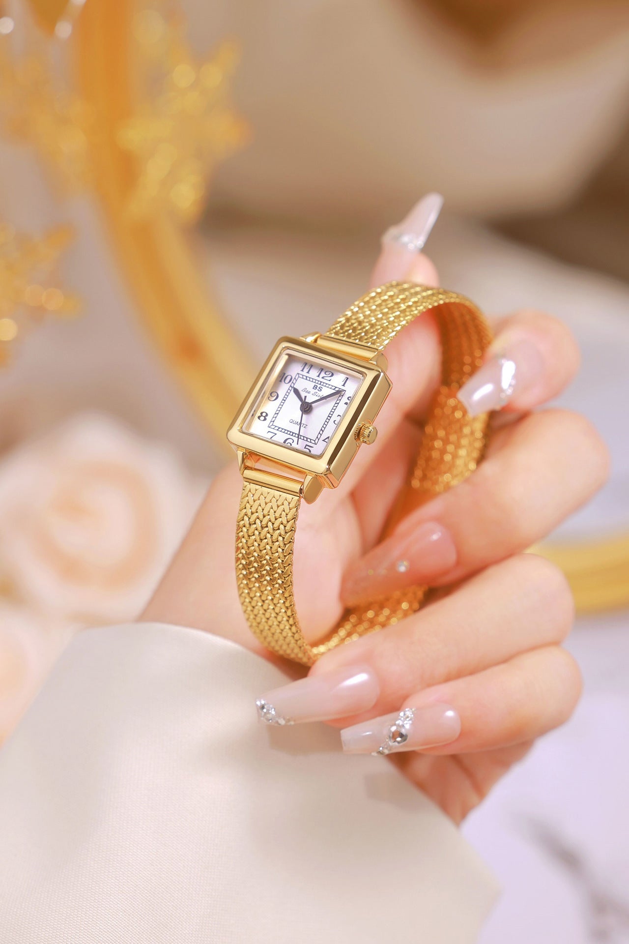 The Square Dial Mesh Bracelet Watch