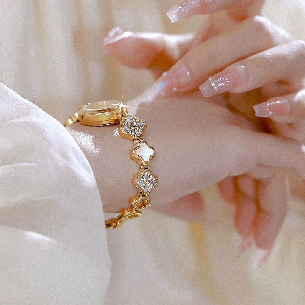 Elegant Floral Design Quartz Watch