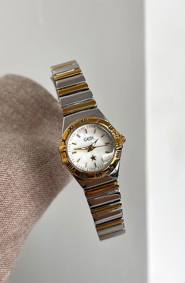 Fluted Bezel Roman Marker Bracelet Watch