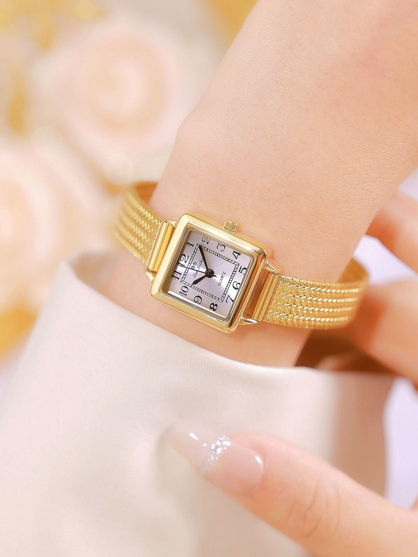 The Square Dial Mesh Bracelet Watch