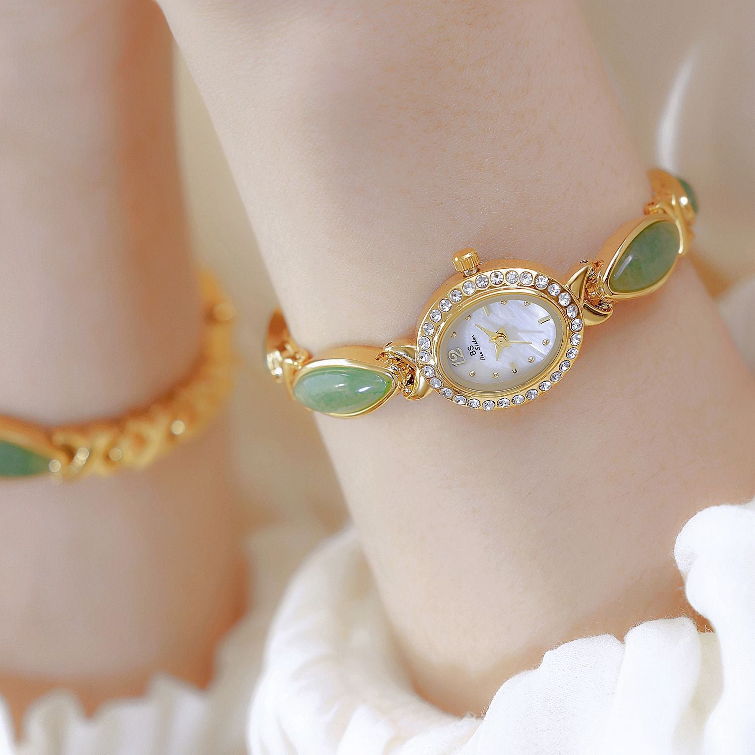 Elegant Roman Numeral Quartz Watch