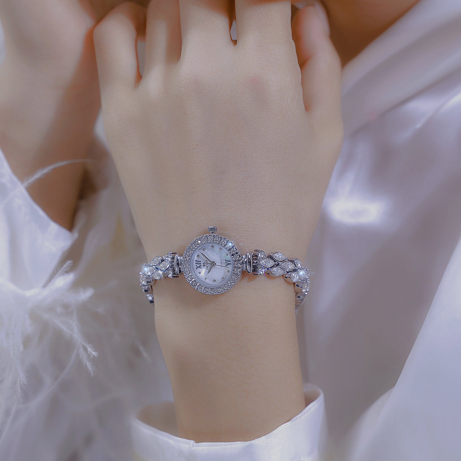 Luxury Quartz Watch with Crystal Embellishments