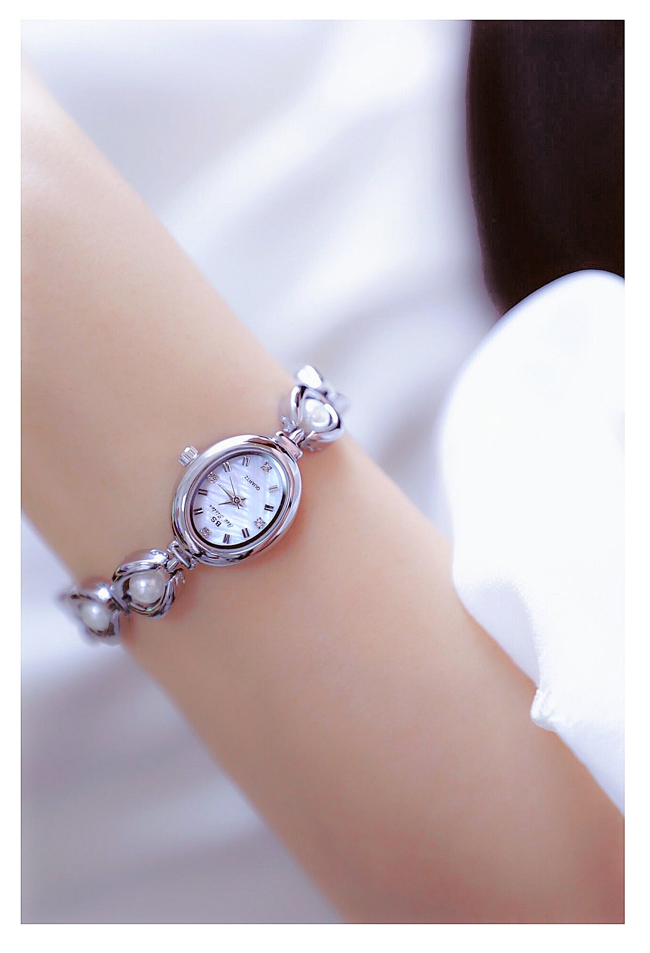 Oval Dial Pearl Link Bracelet Watch