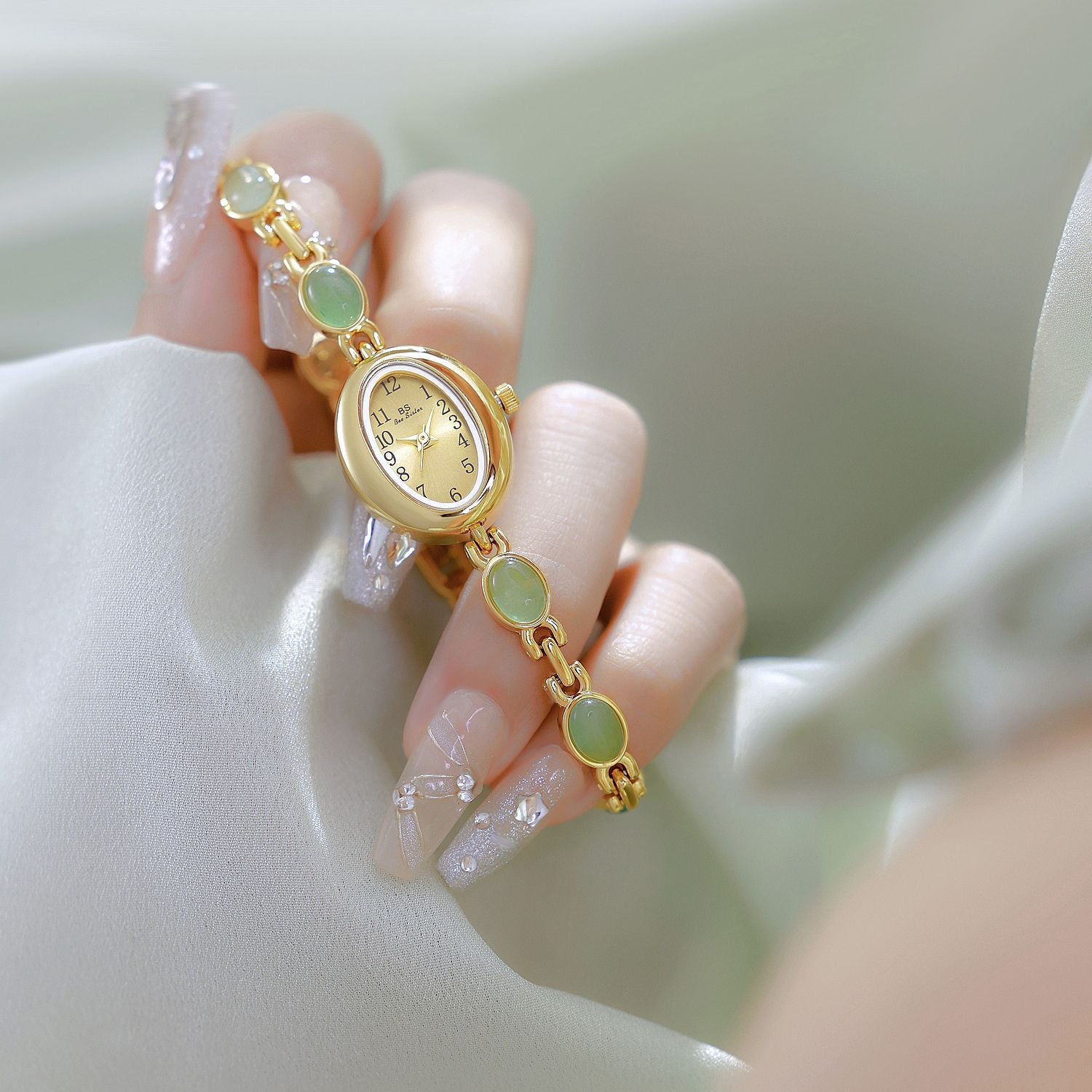 Sophisticated Oval Dial Stone Quartz Watch