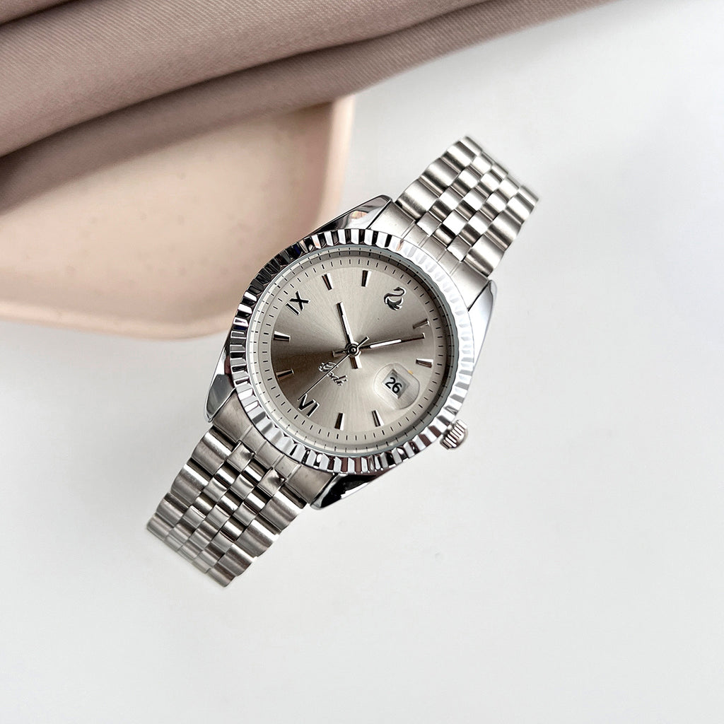 Fluted Bezel Date Dial Bracelet Watch