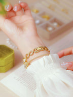 Oval Dial Pearl Link Bracelet Watch