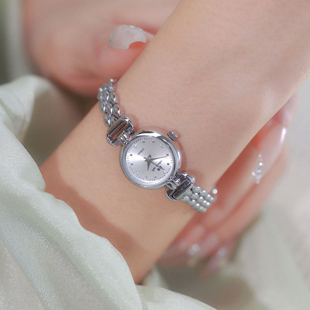Round Crystal Dial Link Bracelet Watch