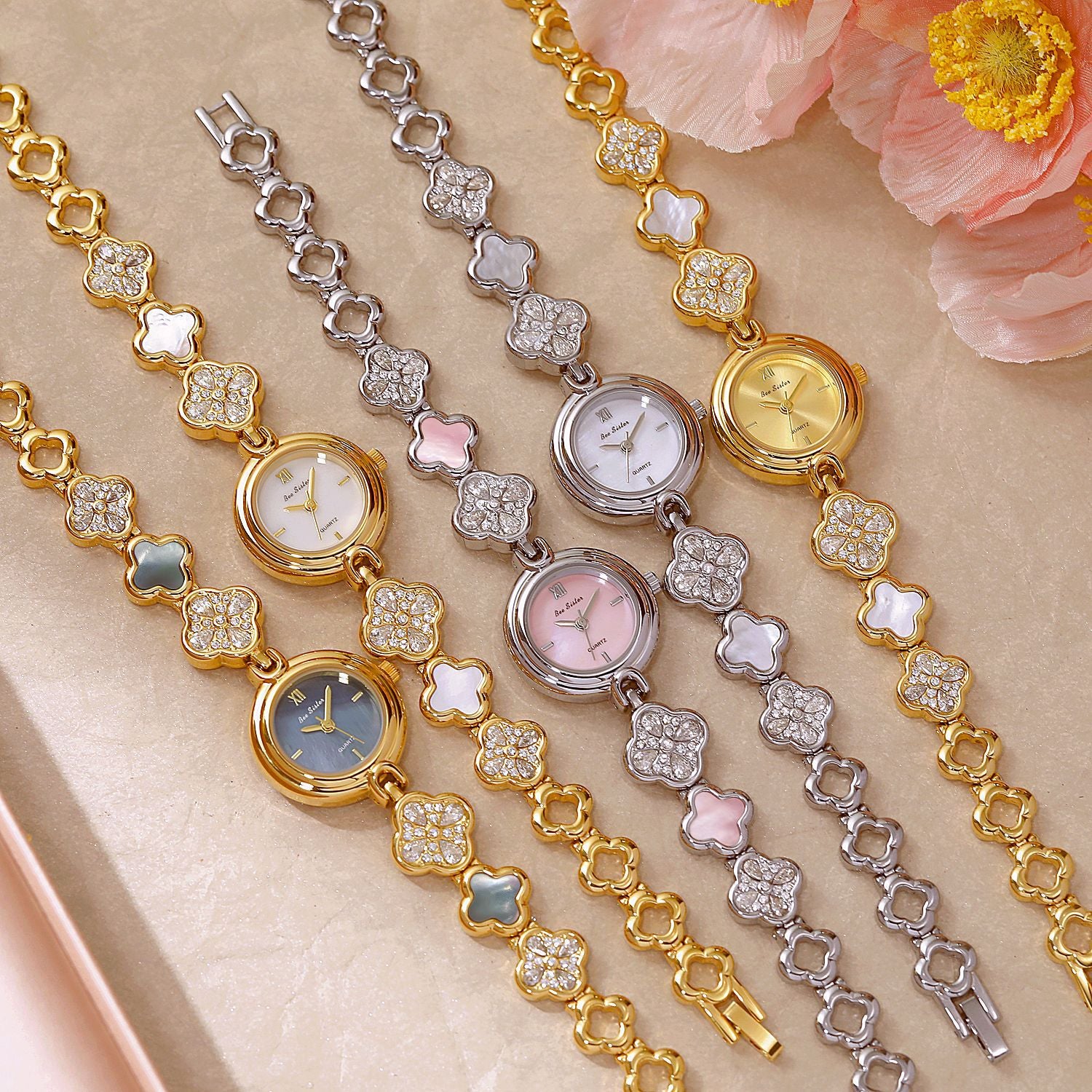 Elegant Floral Design Quartz Watch