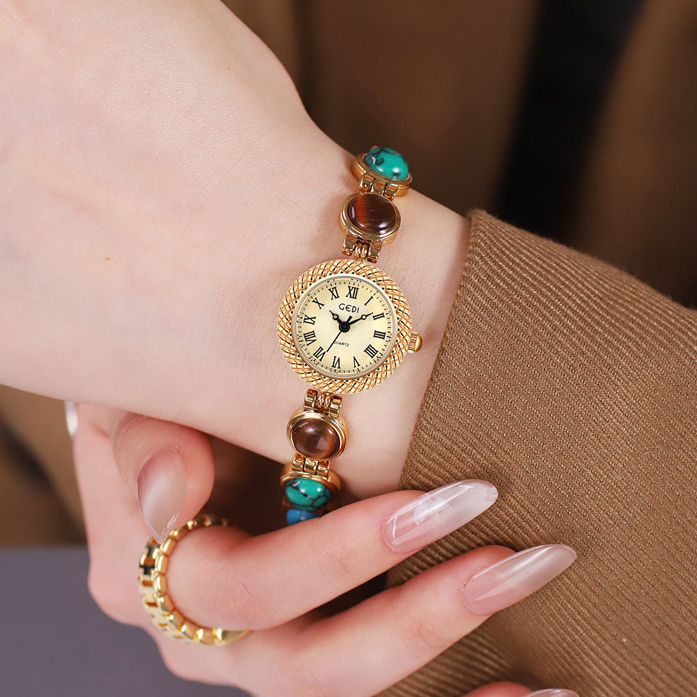 Textured Bezel Roman Dial Pearl Watch