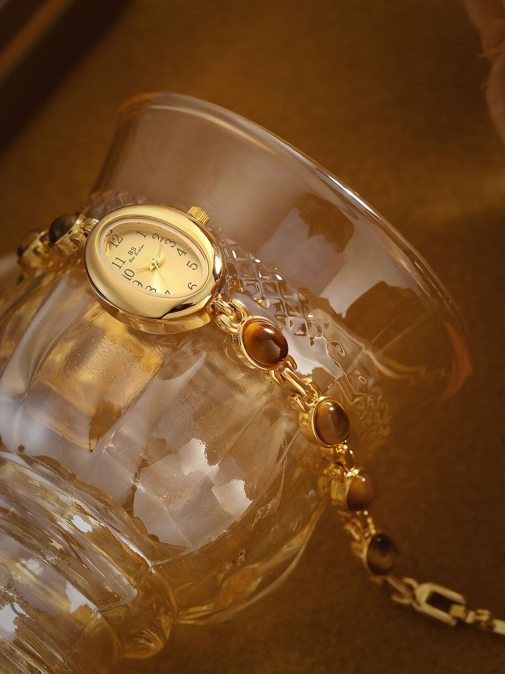 Sophisticated Oval Dial Stone Quartz Watch