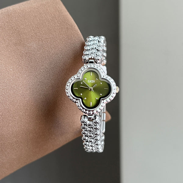Clover Dial Crystal Bezel Bracelet Watch
