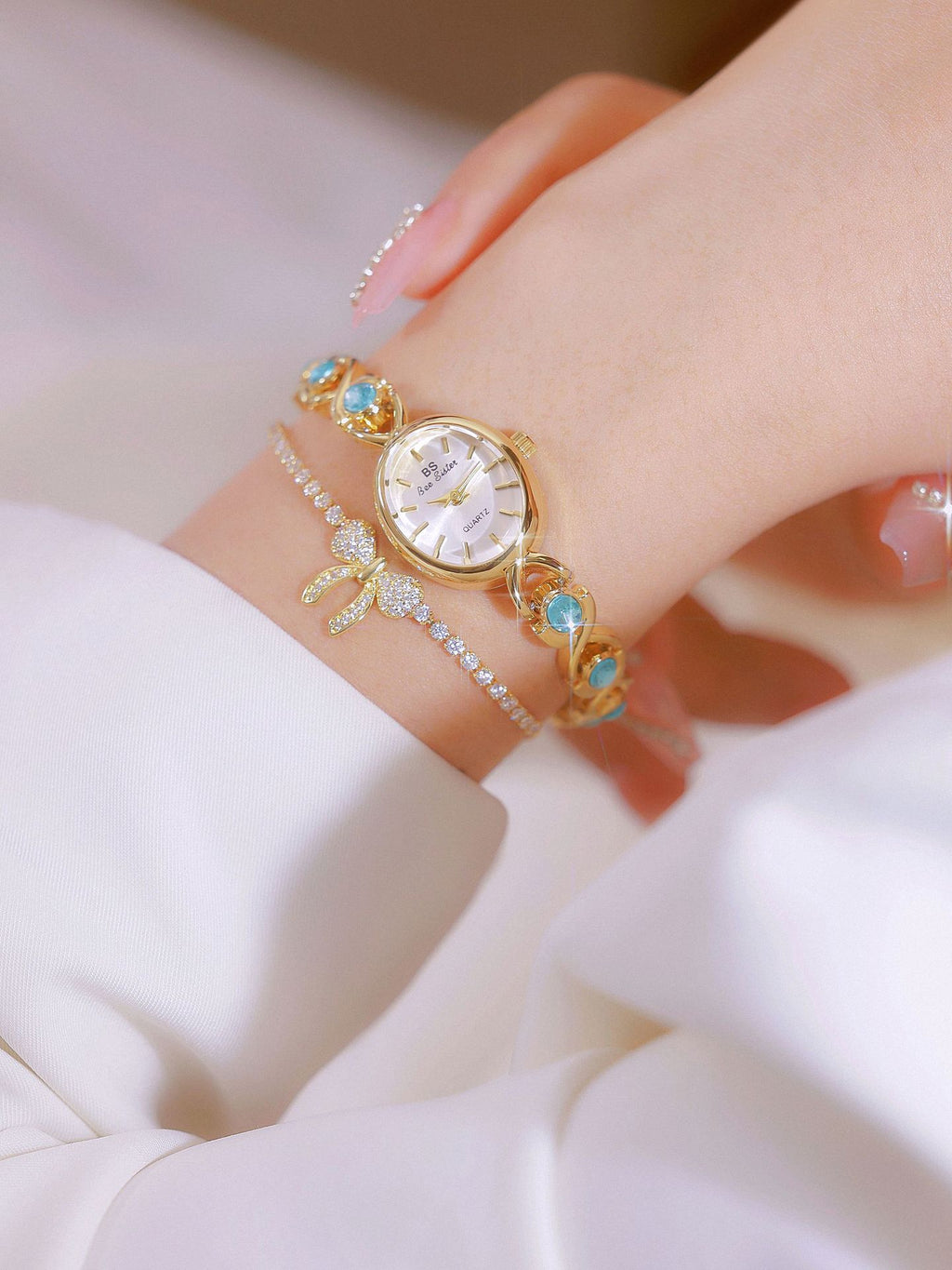 Round Dial Aquamarine Stone Link Bracelet Watch
