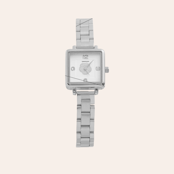 Elegant Vintage-Style Commute Watch