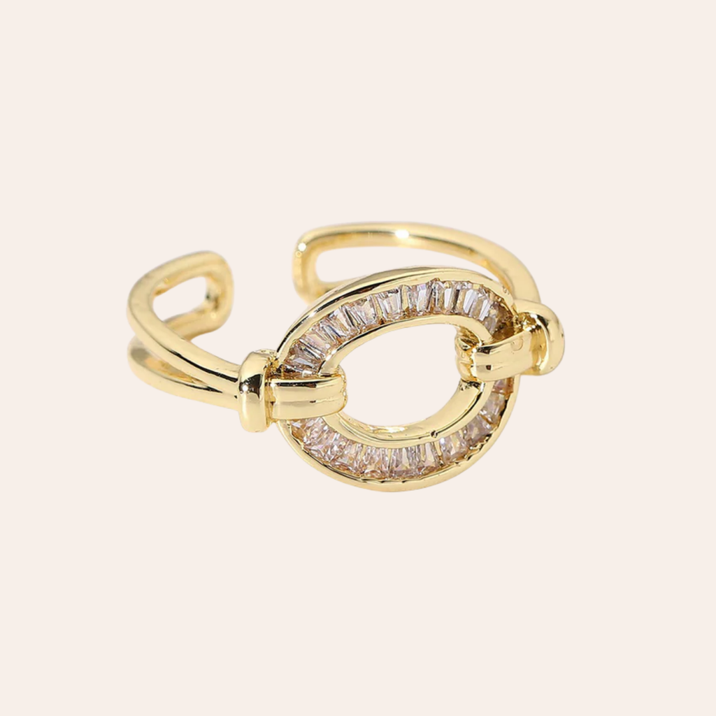 Oval Link Ring