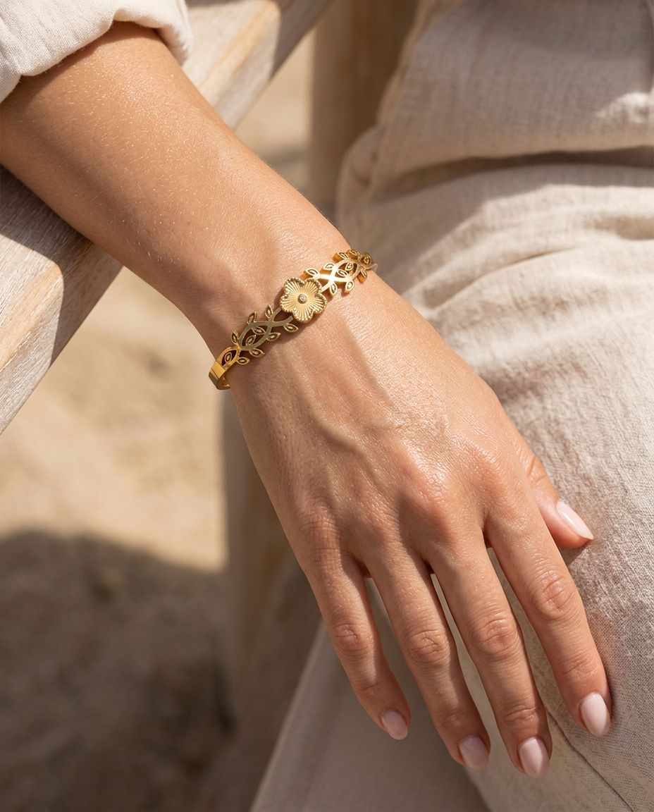 Gold coin-radiance zircon bangle worn on the wrist, summer